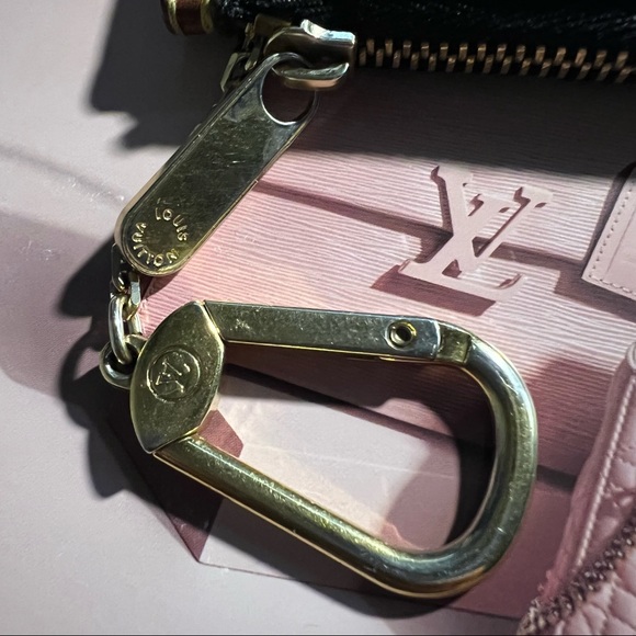 ‼️SOLD‼️ULTRA RARE LOUIS VUITTON MURAKAMI MULTICOLOR BLACK  MONOGRAM CARD HOLDER - Picture 8 of 17